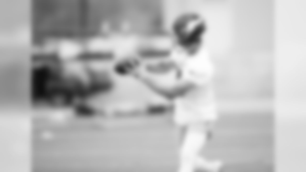 WR Adam Thielen