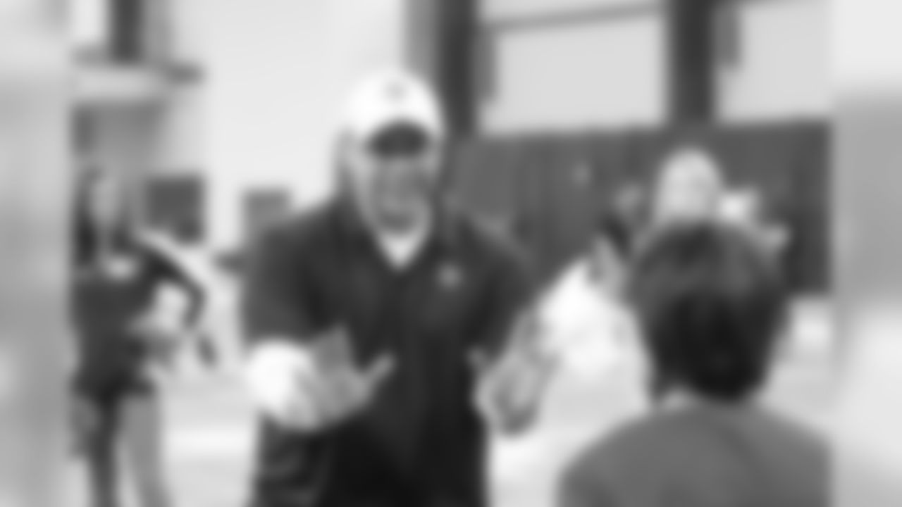 2019_0518_Event_WomensFootballCamp_0165