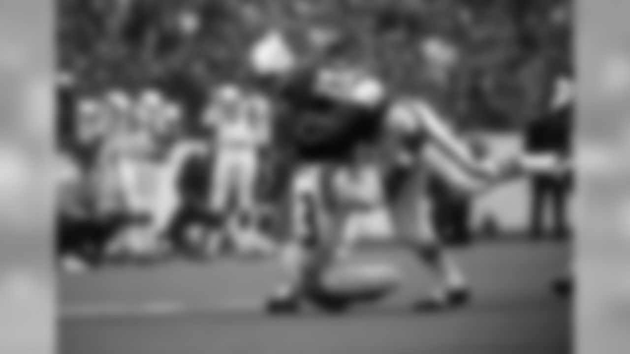 No. 6: Wright, Nate (1971-80)
31 interceptions
272 yards