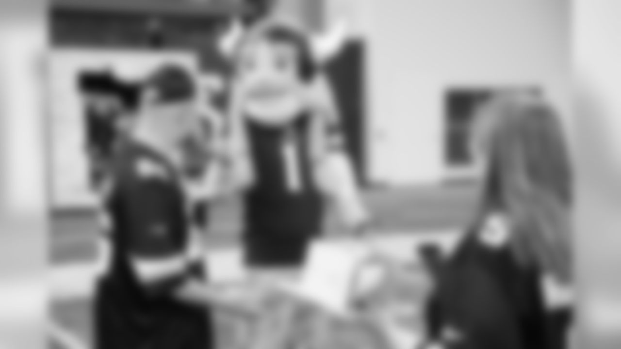 2018_1204_CR_AdoptionFunFest_0051