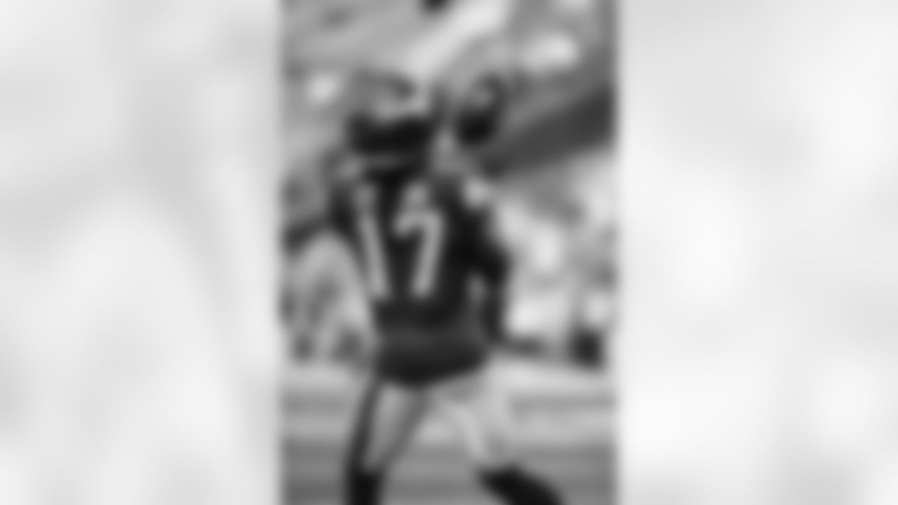 WR K.J. Osborn