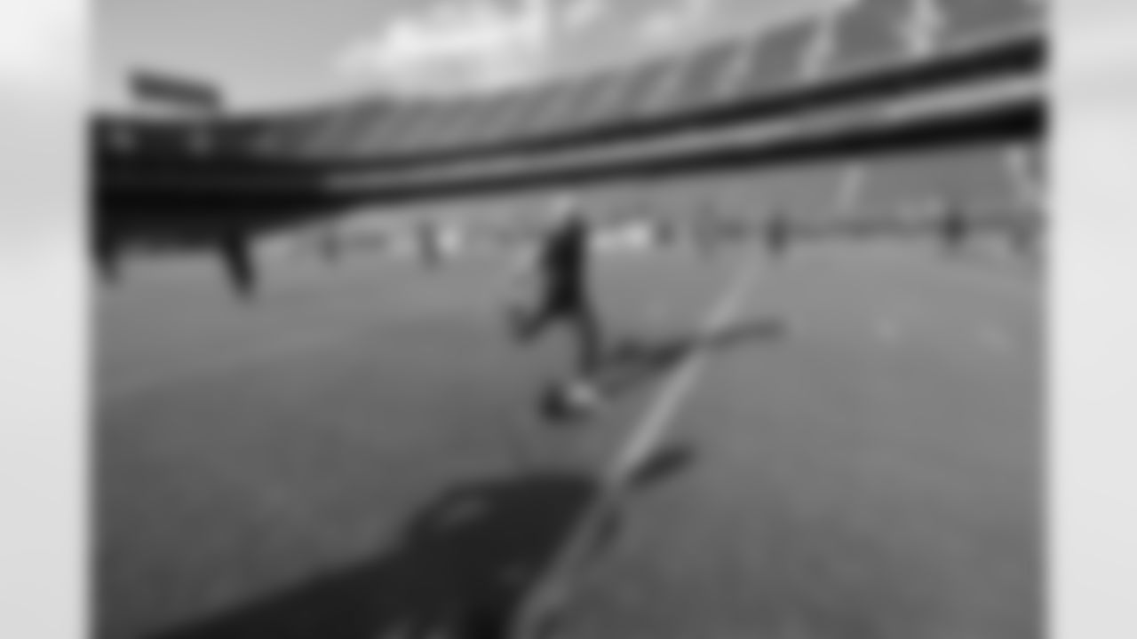 0827_Away-3-9