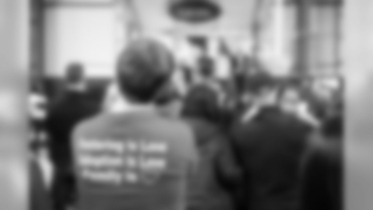 2018_1204_CR_AdoptionFunFest_0092