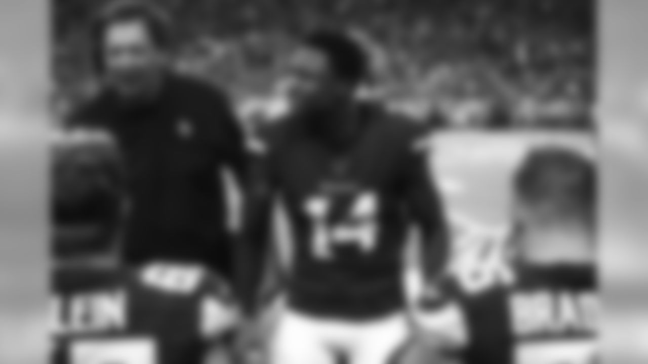 2019_1117_Broncos_Home_1897