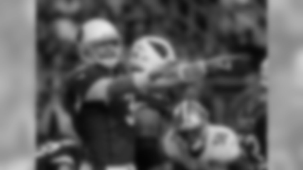 Palmer played with the Cincinnati Bengals when Vikings Head Coach Mike Zimmer was the defensive coordinator there. Palmer has thrown for 2,444 yards and 11 touchdowns so far this season.