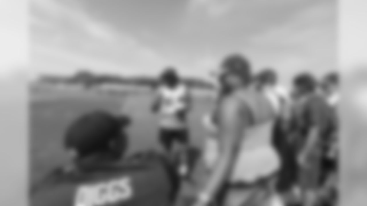 2018_0816_TrainingCamp_Walkthru_0004