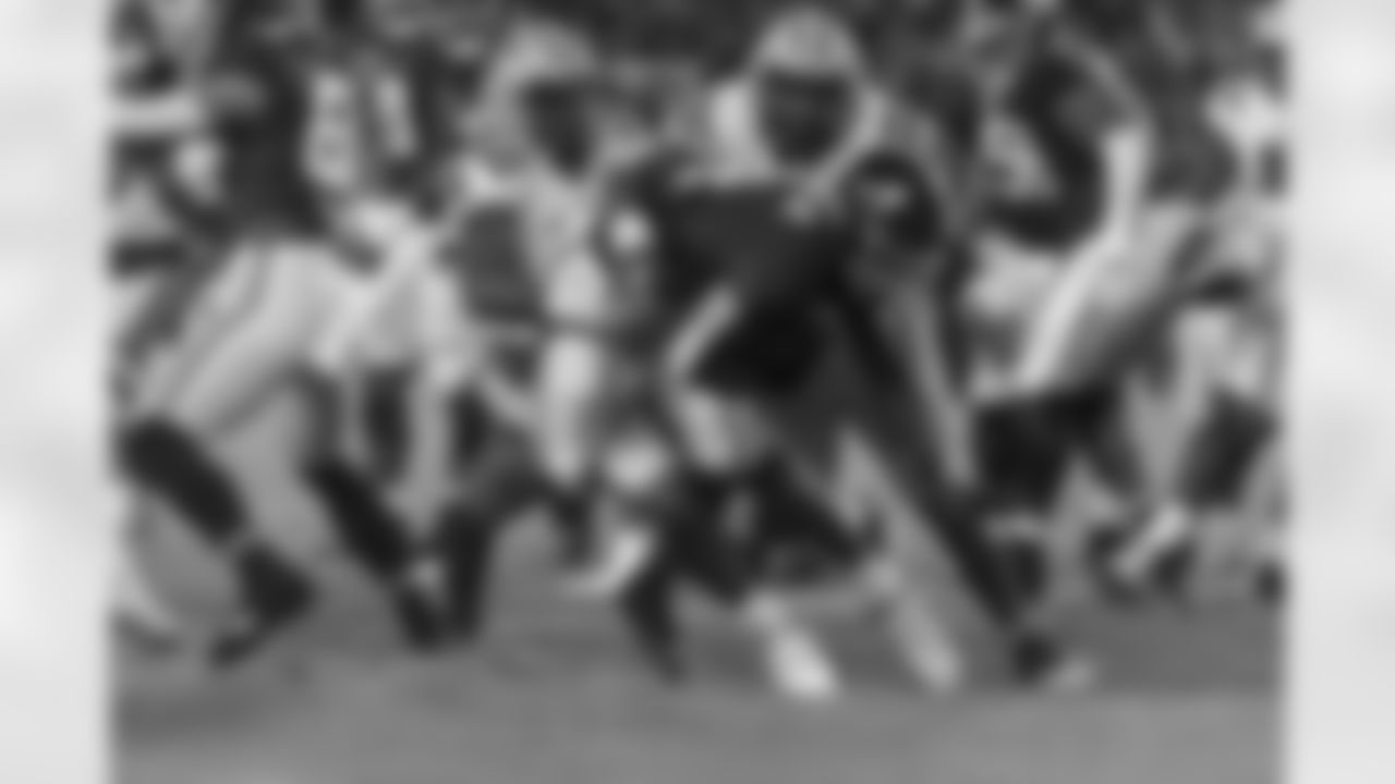 LB Damone Clark, LSU