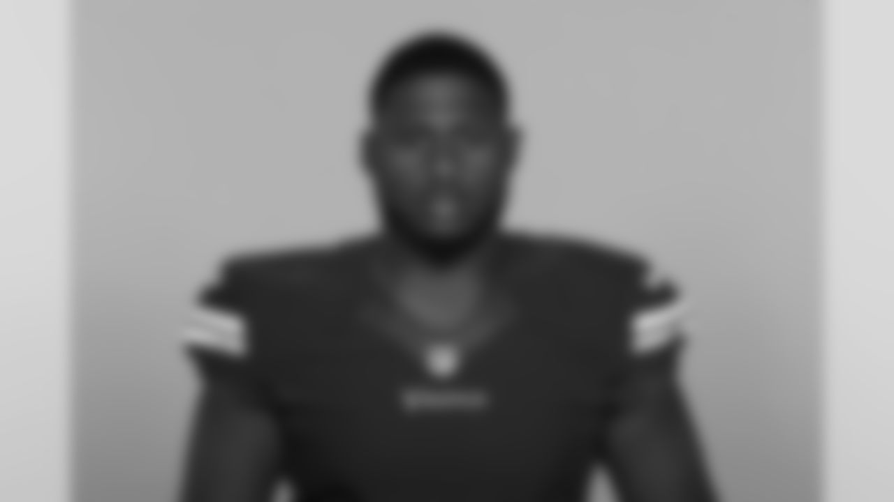 94 DT Jaleel Johnson