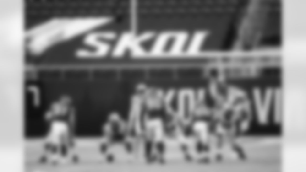 2020_1129_Panthers_Home_0530