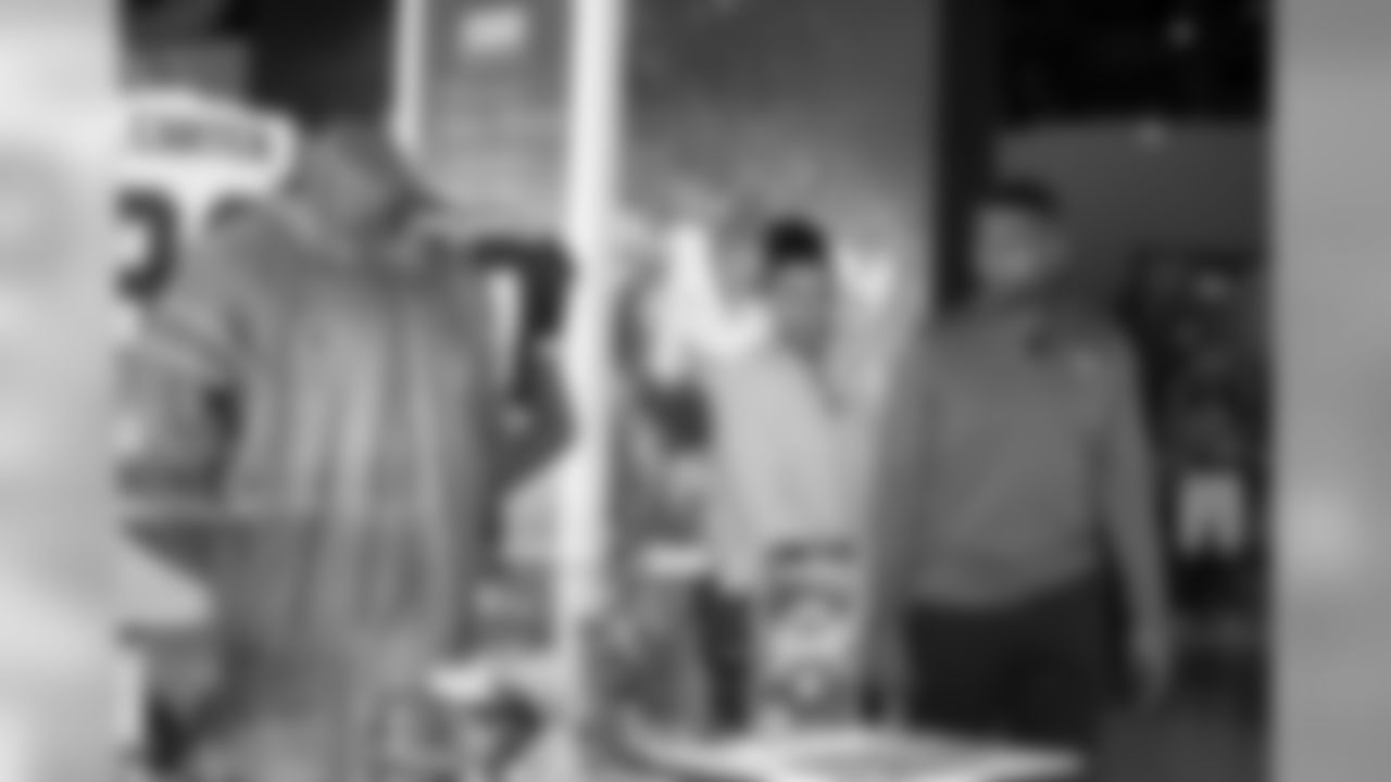 2019_0330_Event_CrisCarterTCOPCVisit_0027