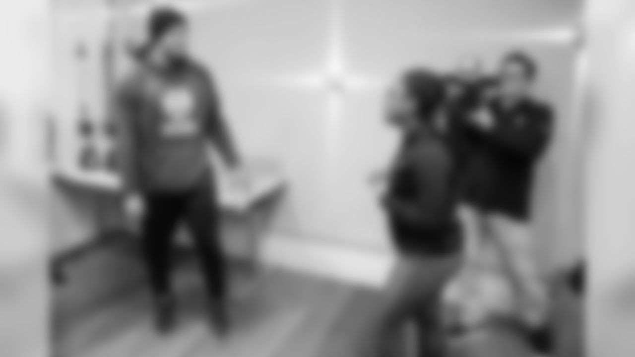 2018_1116_CommunityRelations_TheBirthdayClub_0005