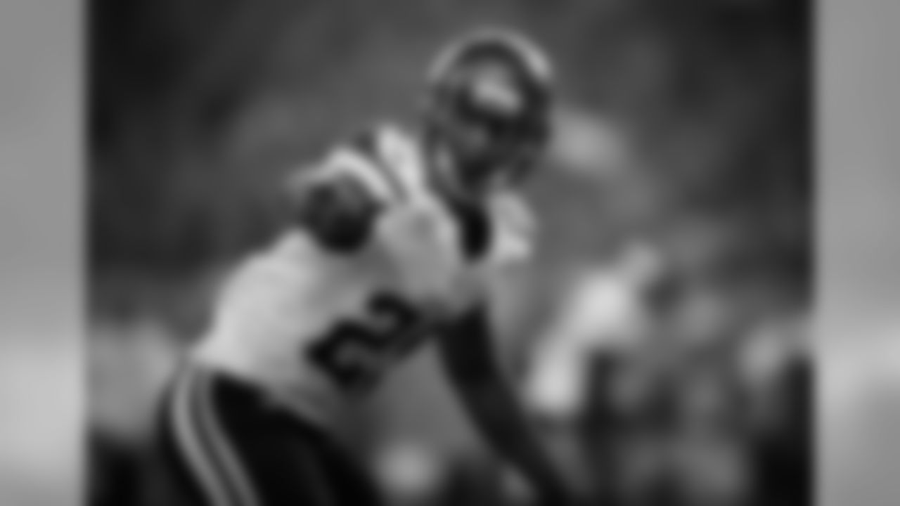 CB Xavier Rhodes