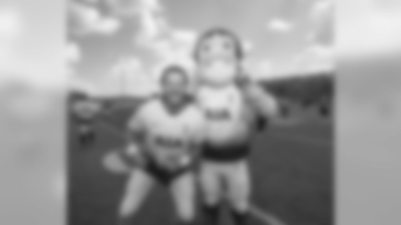 2018_0730_CR_TottenhamVisit_0066