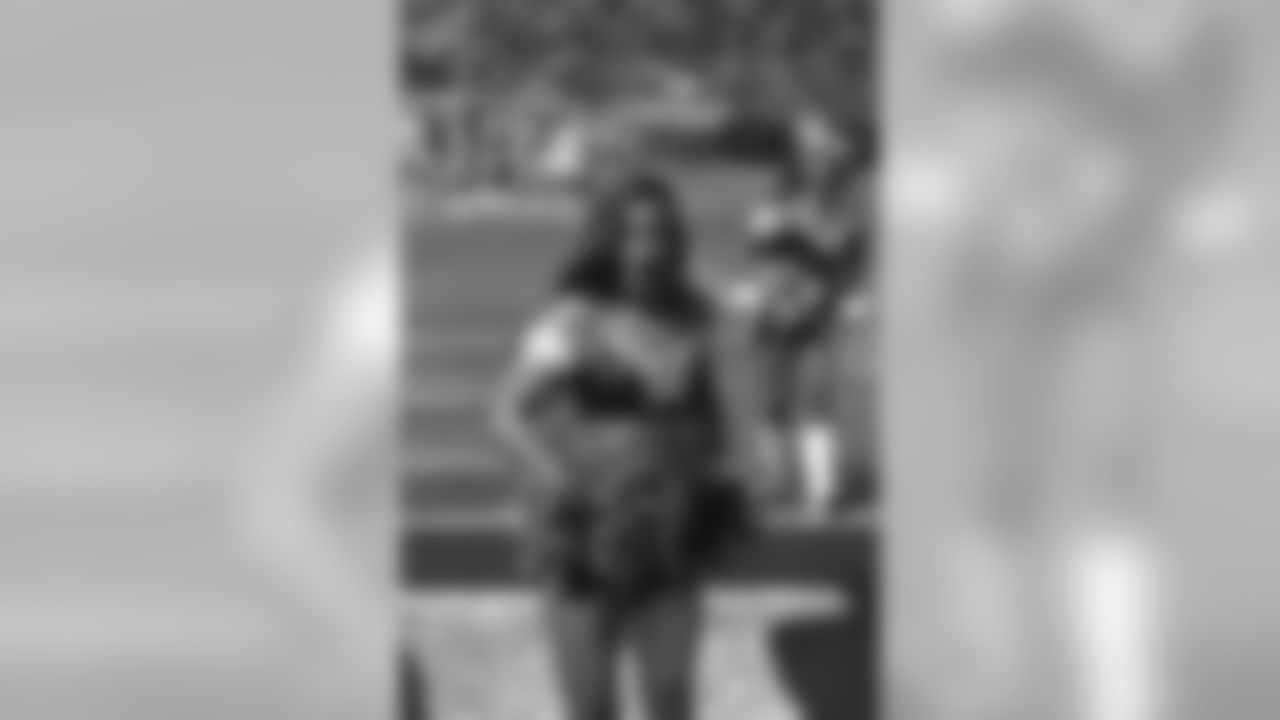 2018_0909_49ers_Cheer_0040