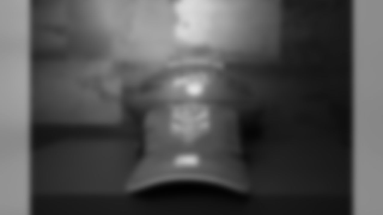 An image from October 10, 2019 of the Skoldiers Hat photoshoot held at TCOPC in Eagan, MN.