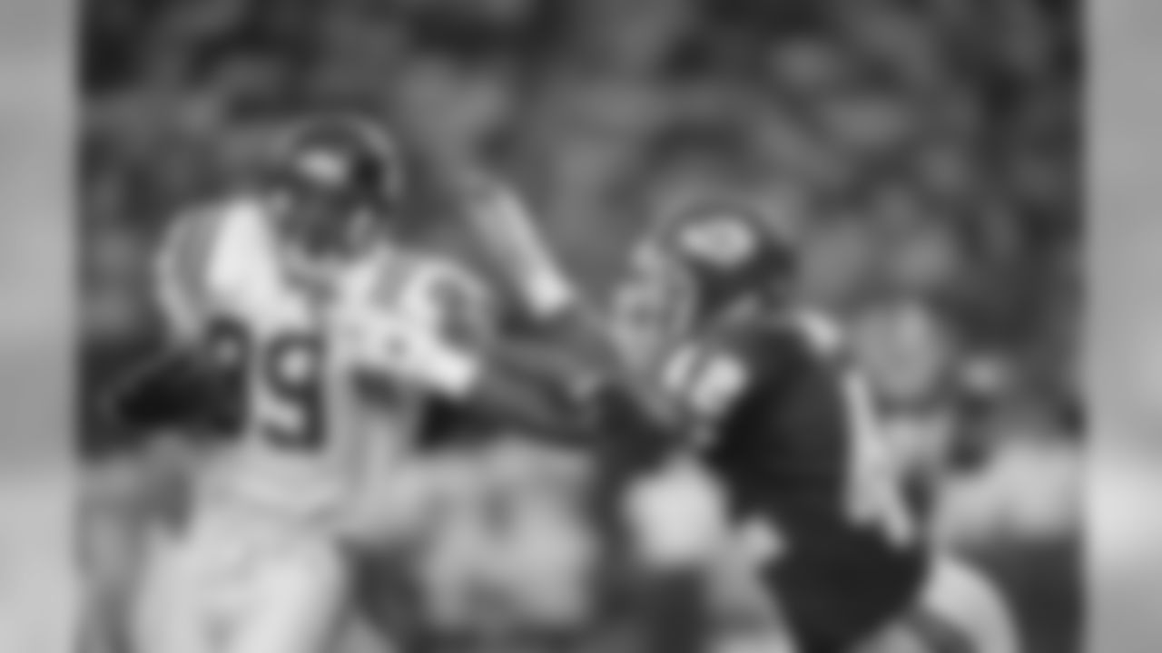Vikings vs. Kansas City Chiefs, Tokyo, Japan (1994)