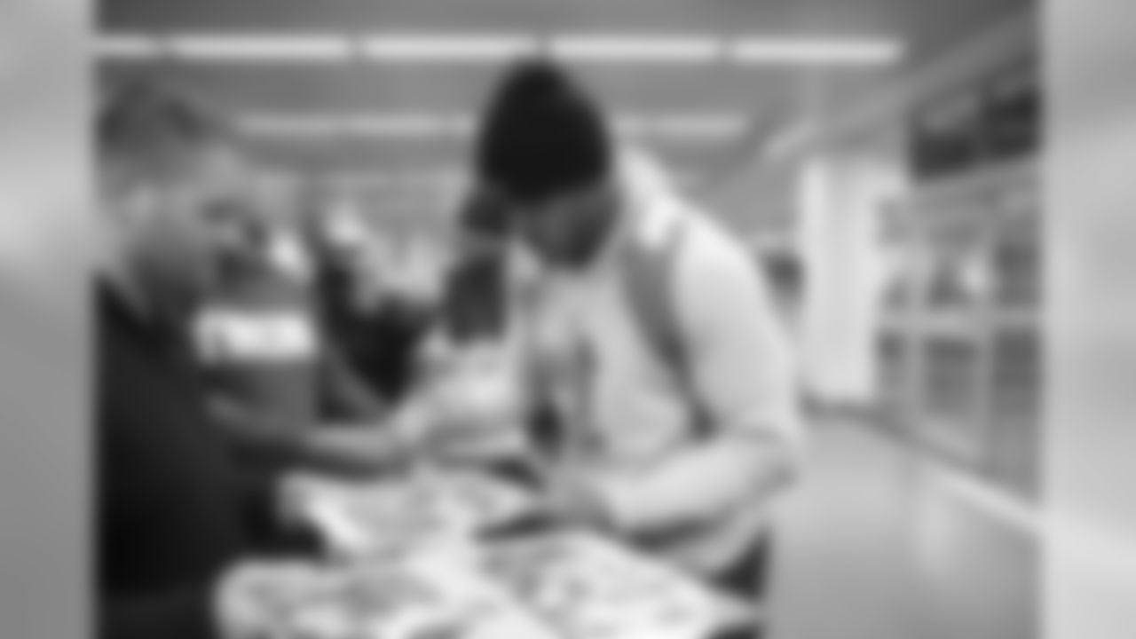 050914_DraftArrivals_0007
