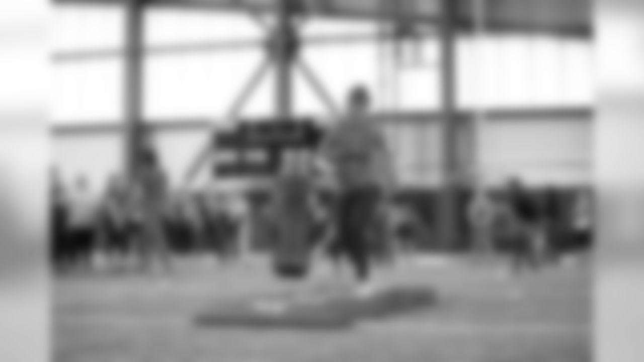 2019_0518_Event_WomensFootballCamp_0153