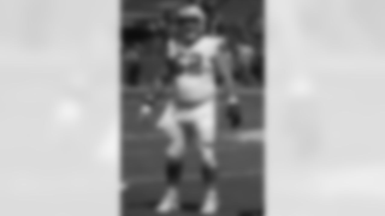 C Greg Mancz