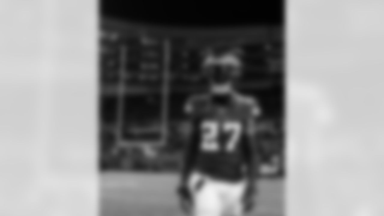 CB Cameron Dantzler