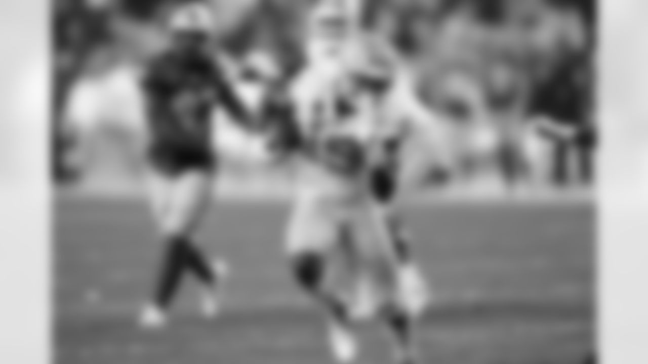 RB Ty Chandler
