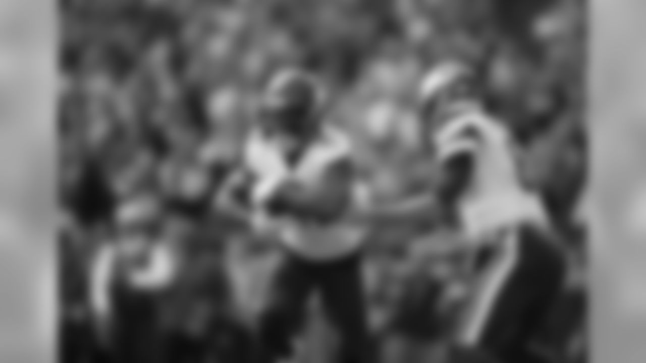 2019_1103_Chiefs_Away_0001