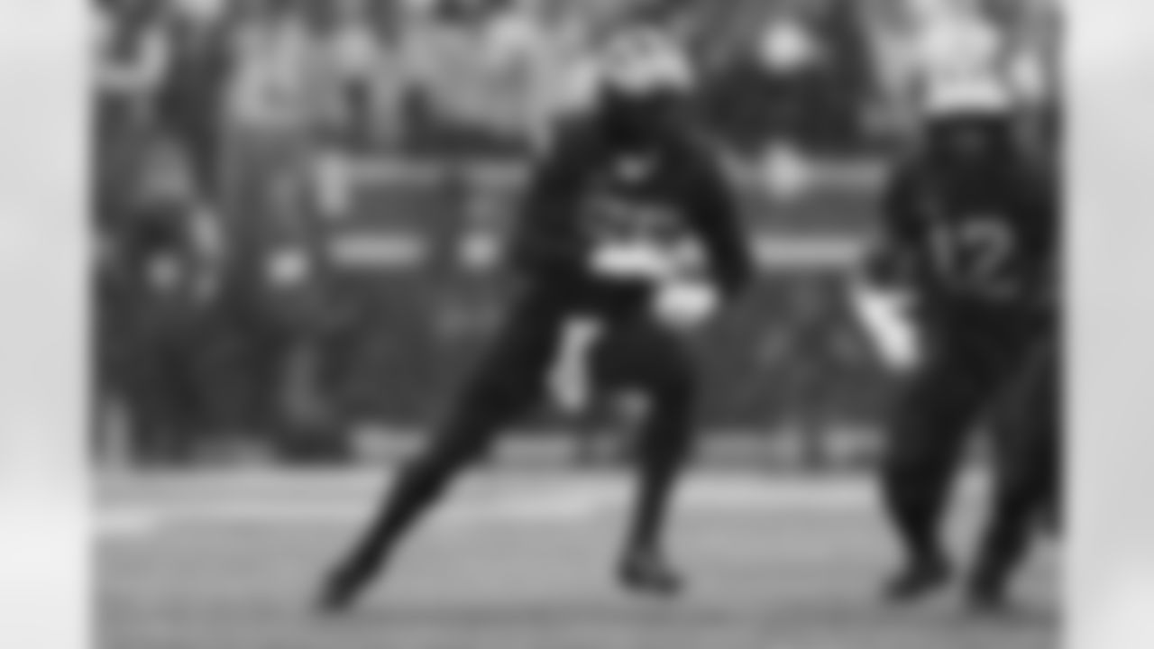 Edge rusher David Ojabo, Michigan