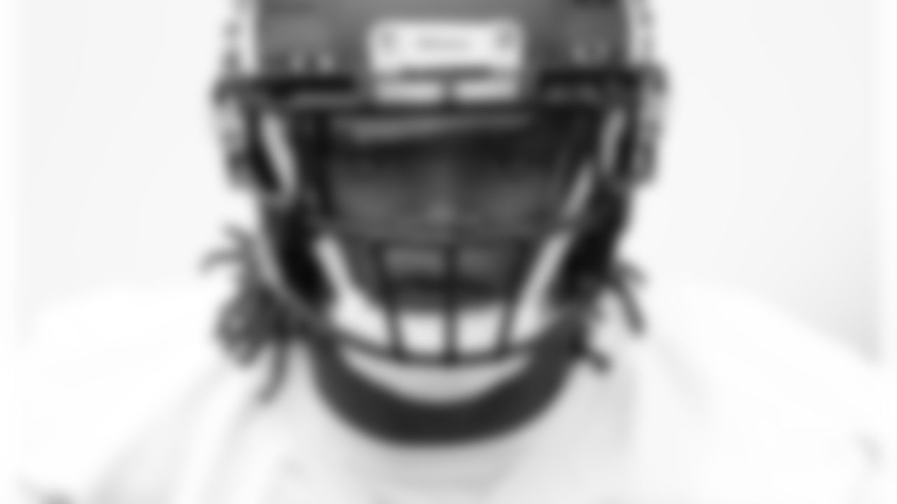 2022_0513_RookieMiniCampDay1_0082
