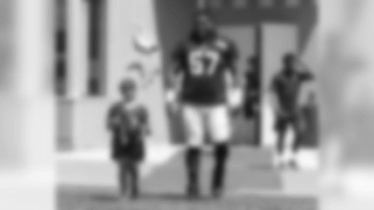 2019_0727_TrainingCamp_HelmetHike_0043