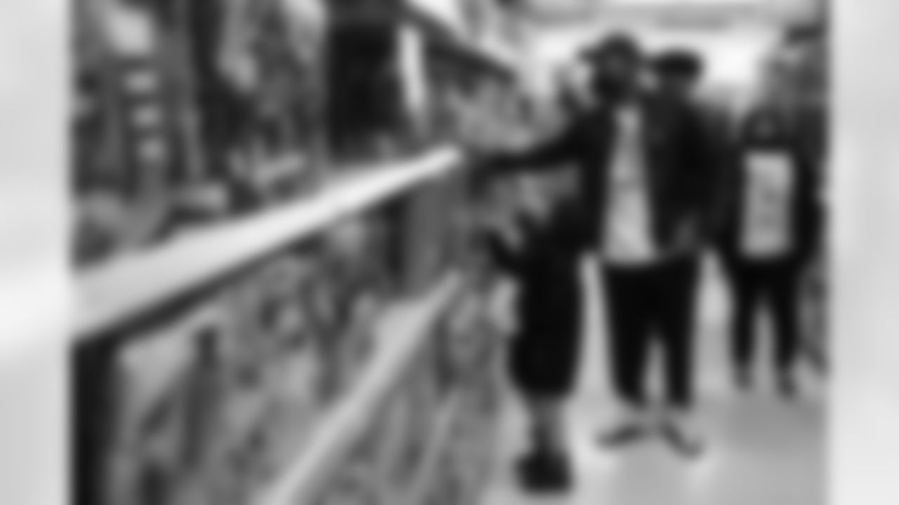 2021_1213_CR_ShopwithaJock_0016