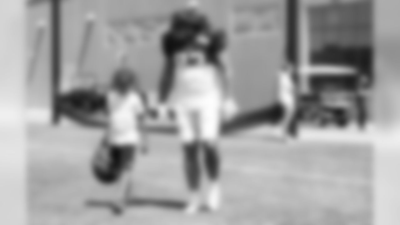 2019_0801_TrainingCamp_HelmetHike_0037