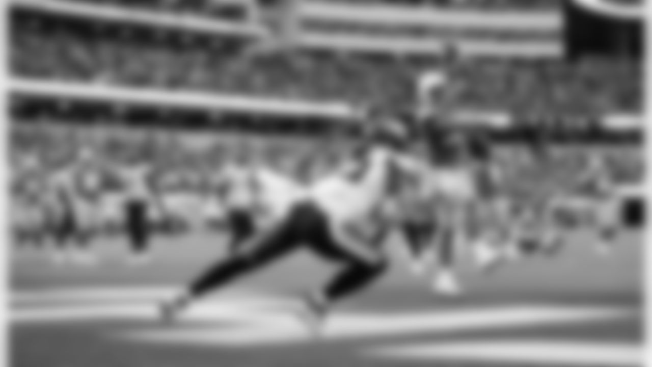 TE Tyler Conklin