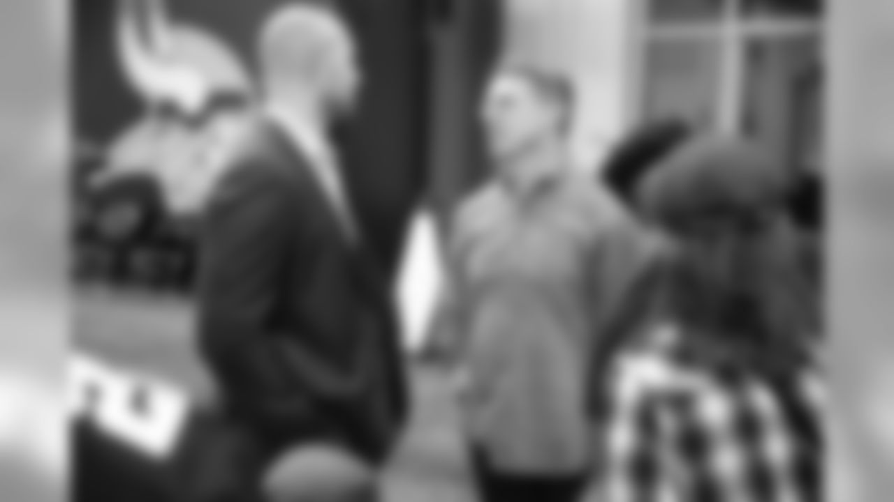 2018_1204_CR_AdoptionFunFest_0039