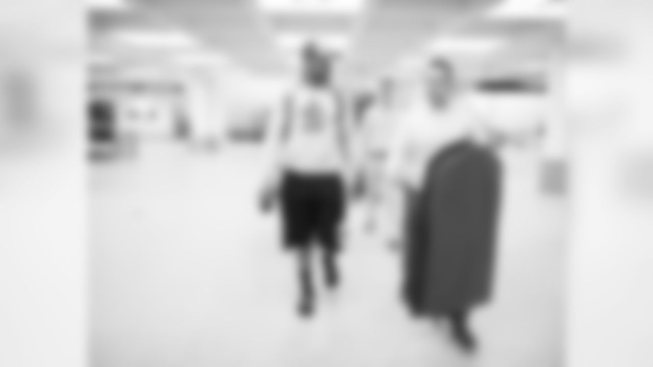 050914_DraftArrivals_0018