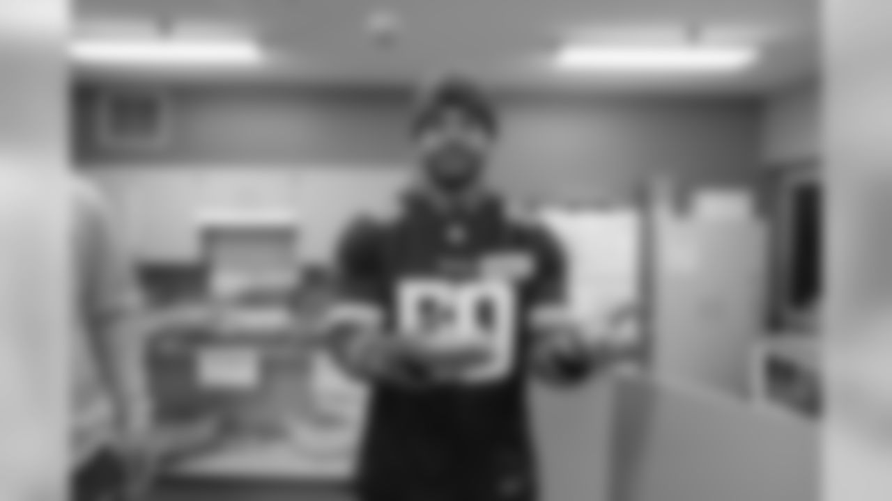 20191209_AnthonyBarrsHolidayParty_069