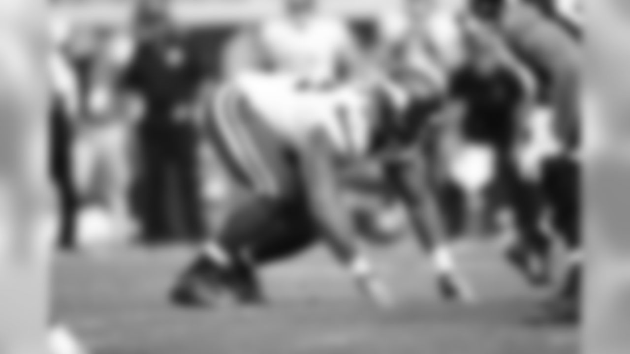 DT Tom Johnson