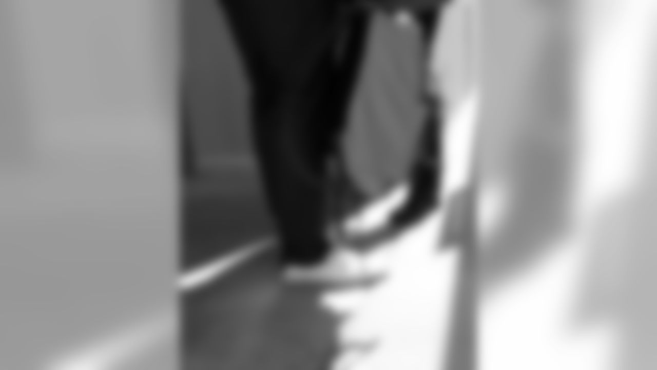 L1210258