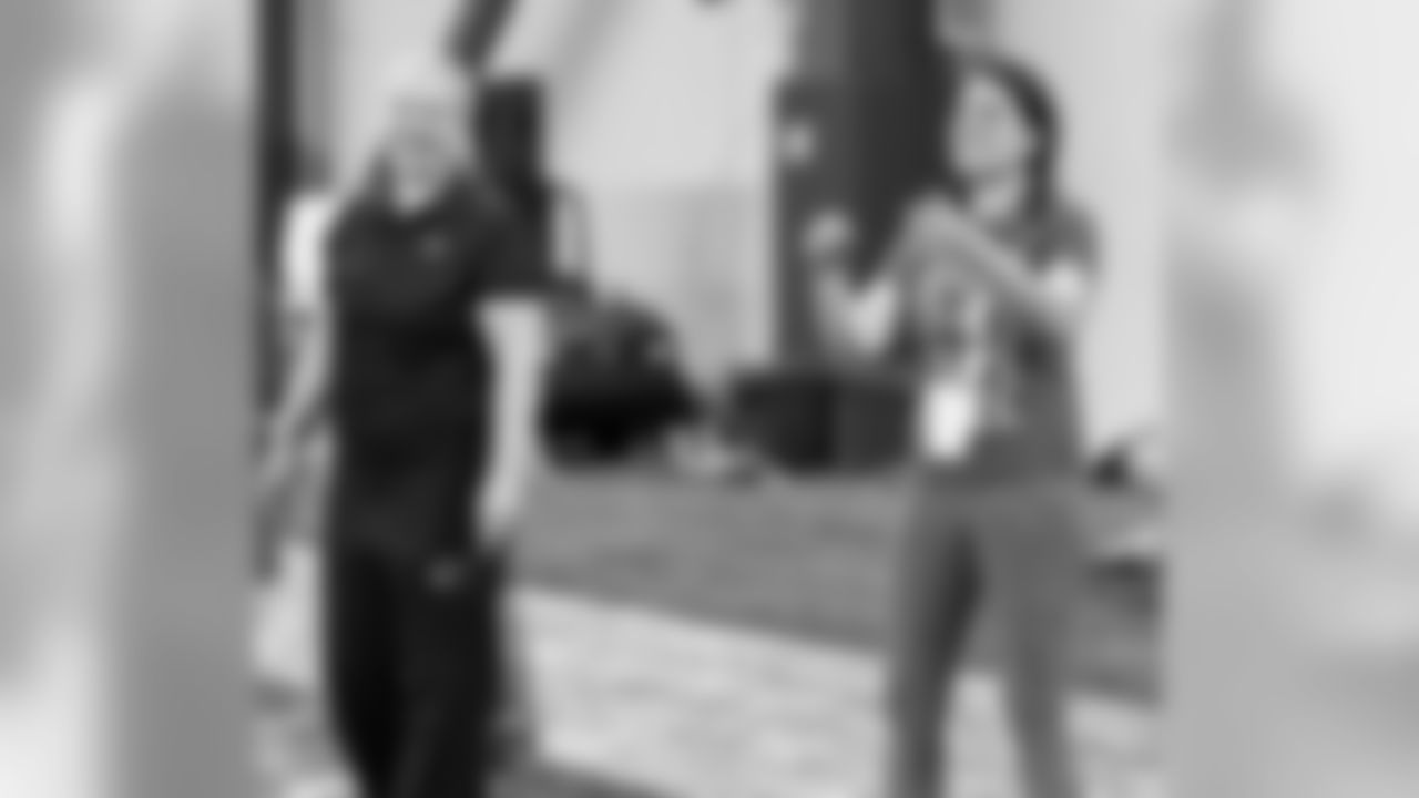 2019_0518_Event_WomensFootballCamp_0062