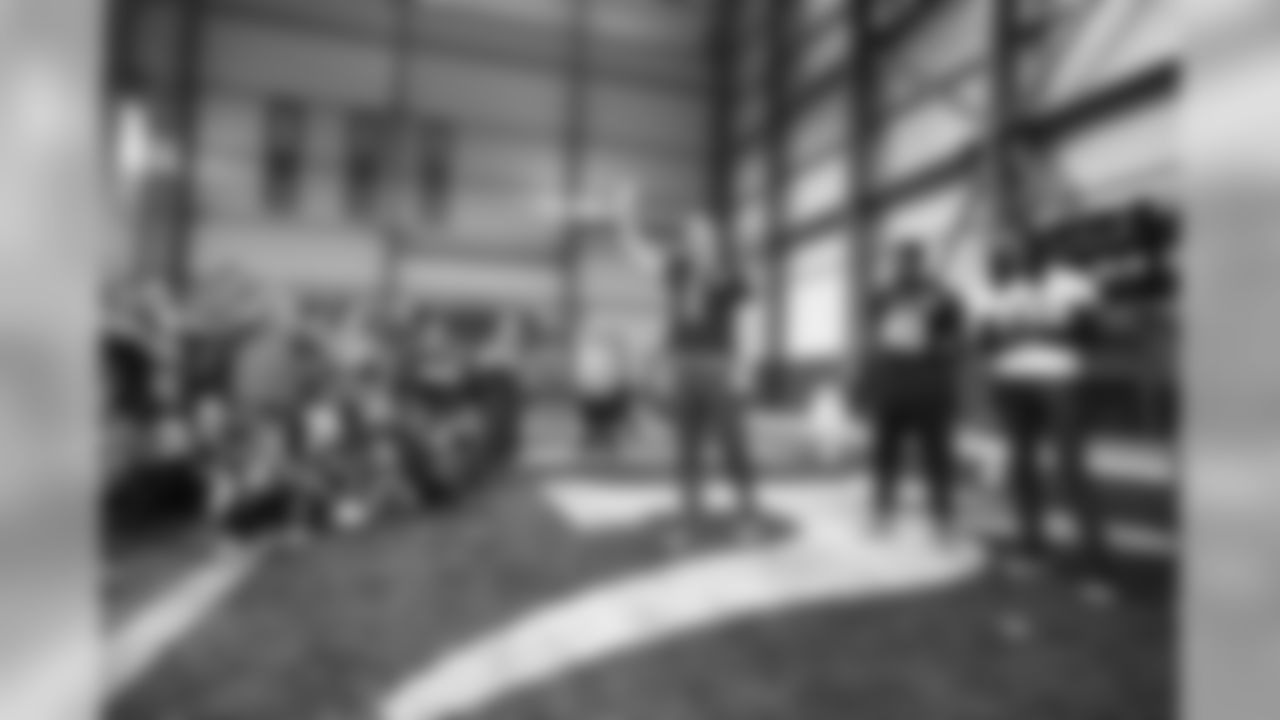 2018_1204_CR_AdoptionFunFest_0076