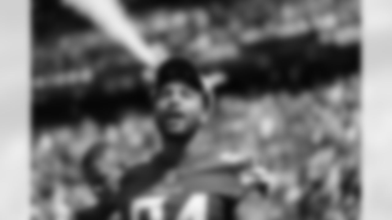 Broncos_08.14-4-3