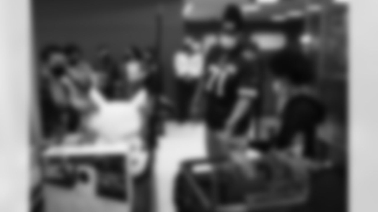 2021_1214_CR_BigBrothersBigSistersHolidayEvent_0029