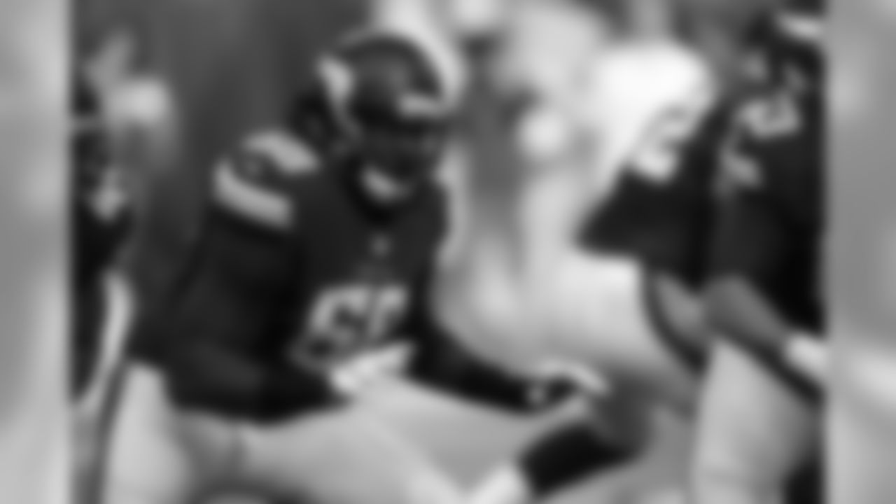 OL T.J. Clemmings