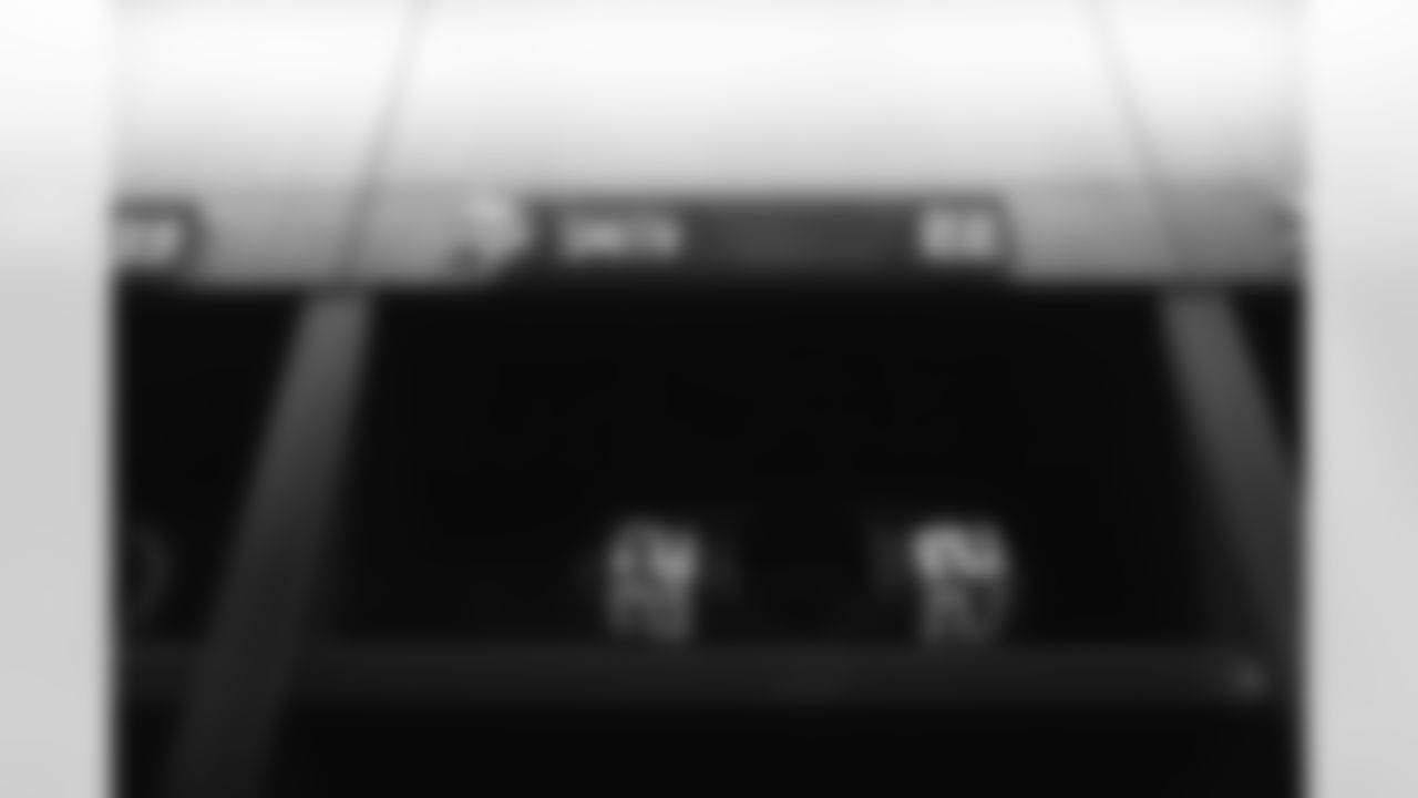 MN-NYG-0115-15