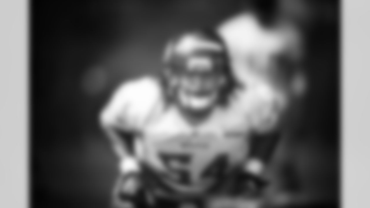 With instincts to play the run and athleticism to defend the pass, Kendricks may be the Vikings answer at middle LB.
