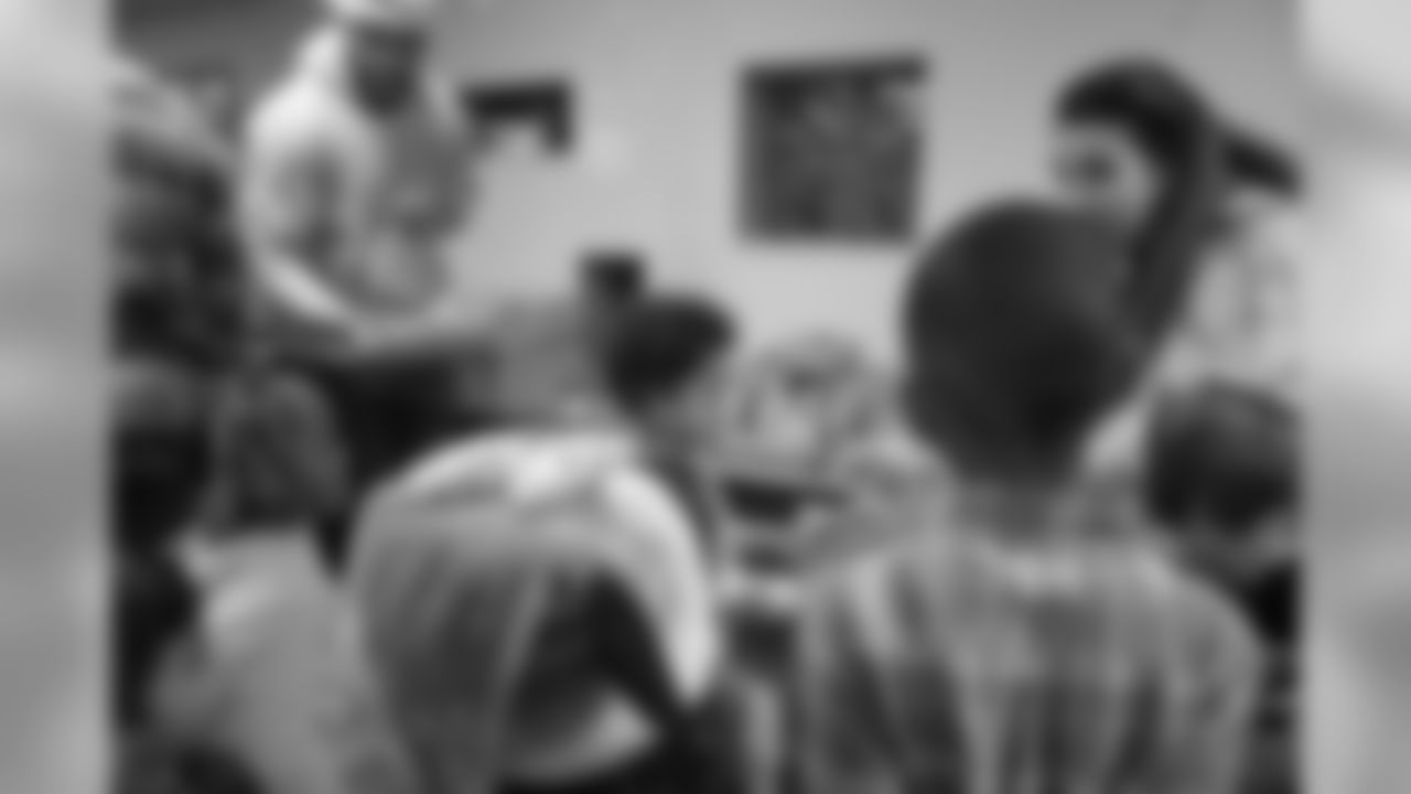 20191209_AnthonyBarrsHolidayParty_117