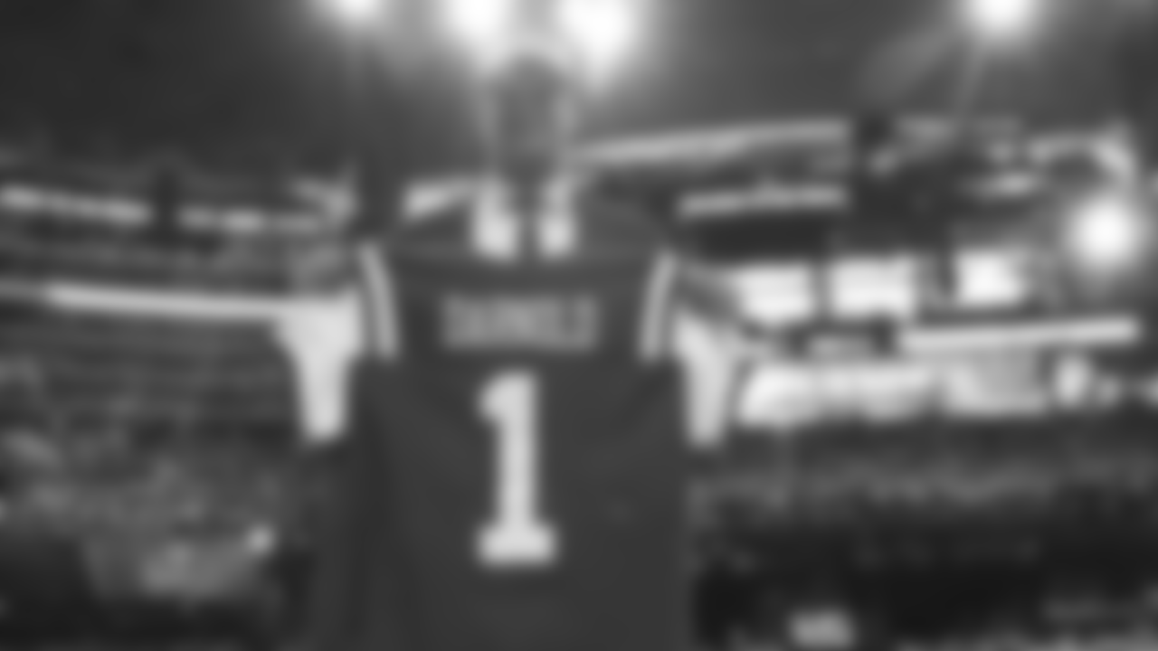 QB Sam Darnold