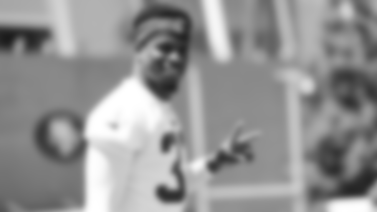 DL Robert Beal Jr.
