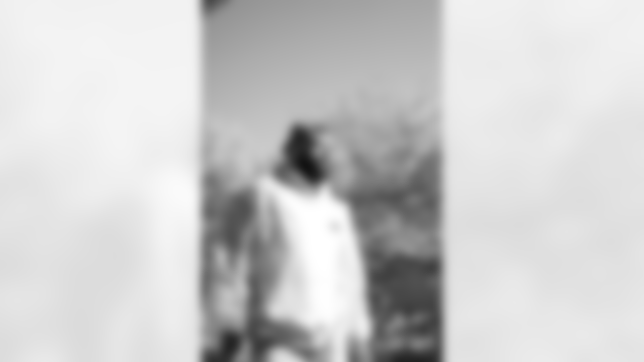 T Trent Williams