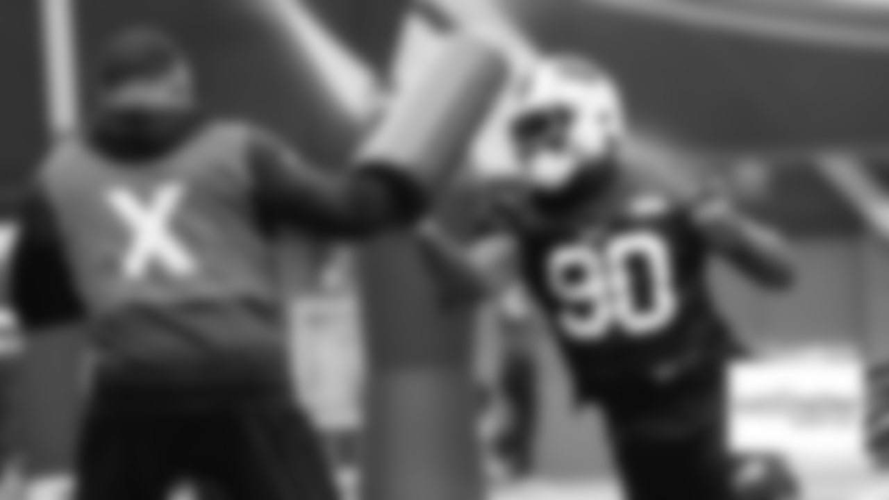 practice-cover-shaq-lawson