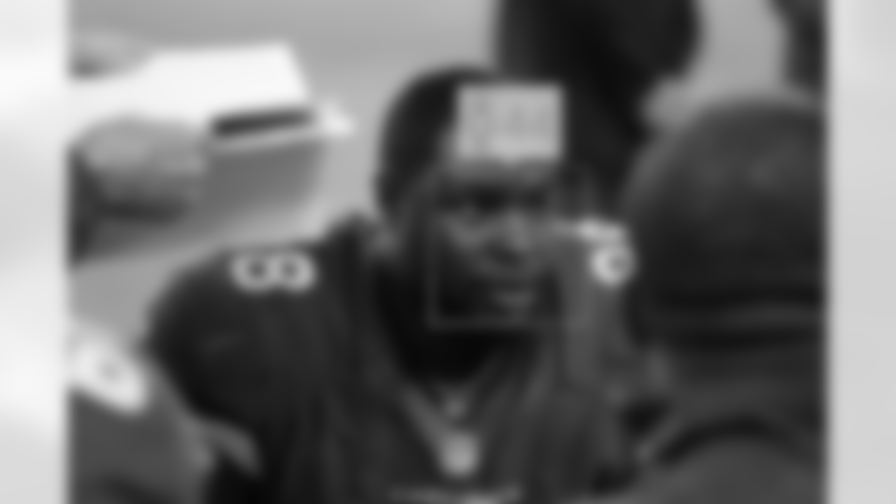DT Frostee Rucker
Actual age - 32